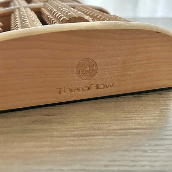 Theraflow Wooden Foot Massager Roller-Perfect Condition! - Picture 3 of 5